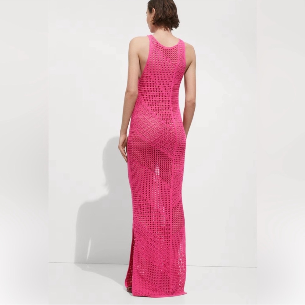NWT Bloggers Favorite Mango Pink Crochet Swim Coverup - Picture 3 of 7